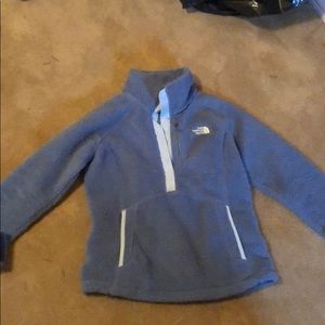North face pullover